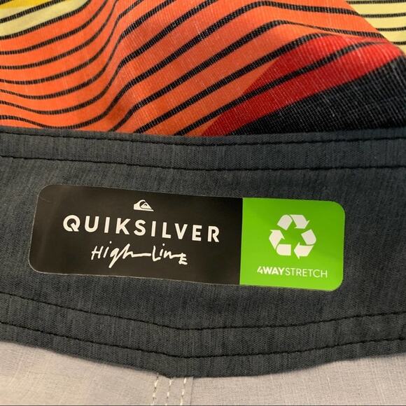 Quick silver high line swim trunks yellow stripe size 32. Tie front with fly. - Picture 4 of 9